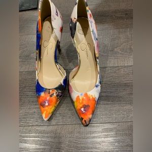 Jessica Simpson Heel size 8